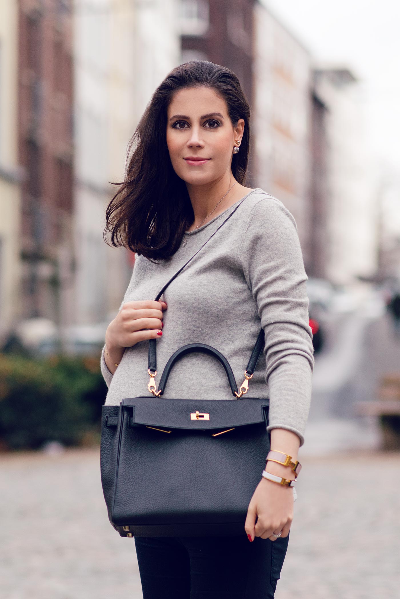 Outfit: The Hermès Kelly Bag